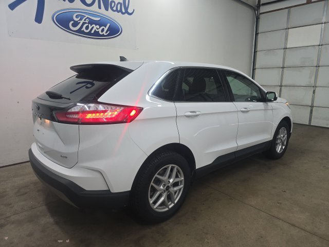 Certified 2024 Ford Edge SEL w/ Convenience Package AWD/4WD image 10