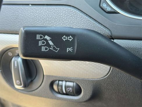 Used 2016 Volkswagen Jetta SE image 20