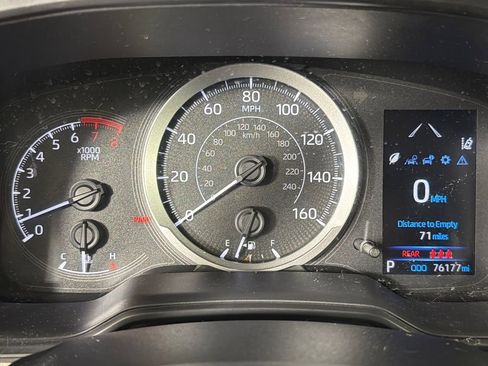 Used 2020 Toyota Corolla LE image 26