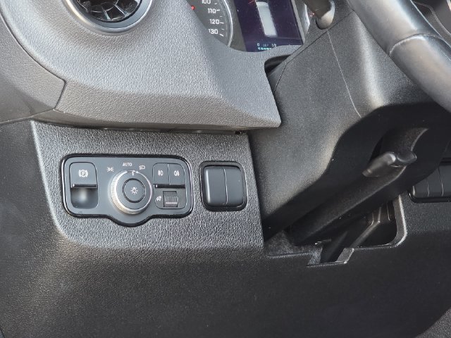 Used 2022 Mercedes-Benz Sprinter 2500 image 22