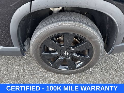 Certified 2025 Honda Pilot Black Edition image 11