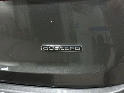 Used 2022 Audi Q7 2.0T Premium w/ Convenience Package image 29