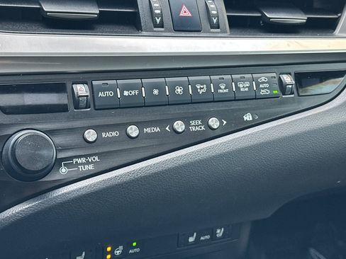 Used 2019 Lexus ES 350 F Sport image 20