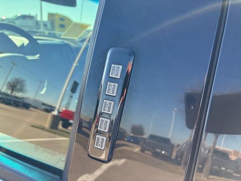 Used 2015 Ford F150 XLT w/ Equipment Group 301A Mid image 6