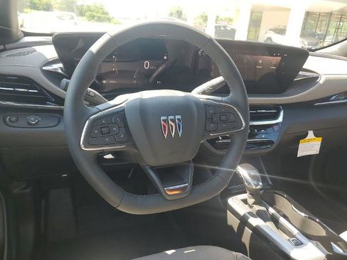 New 2025 Buick Envista Avenir image 19