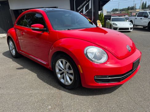 Used 2015 Volkswagen Beetle TDI FWD image 7