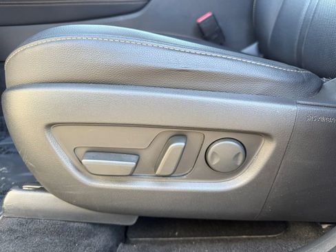Used 2024 MAZDA CX-90 Plug-In Hybrid w/ Preferred AWD/4WD image 10