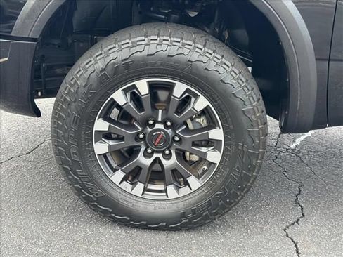 Used 2021 Nissan Titan PRO-4X AWD/4WD image 10
