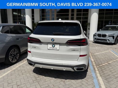 Used 2024 BMW X5 sDrive40i w/ M Sport Package RWD image 13