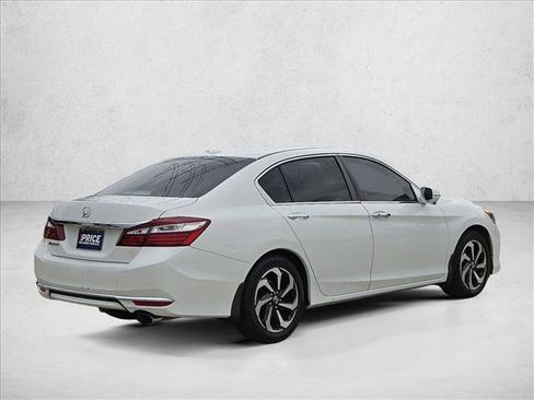 Used 2017 Honda Accord EX-L image 5