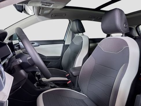 New 2026 Volkswagen Taos SE AWD/4WD image 21