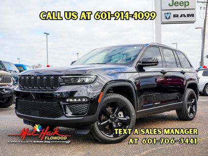 Used 2024 Jeep Grand Cherokee Limited w/ Black Appearance Package