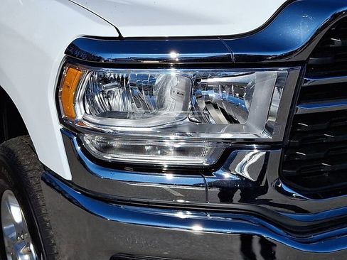 Used 2024 RAM 3500 Big Horn image 11