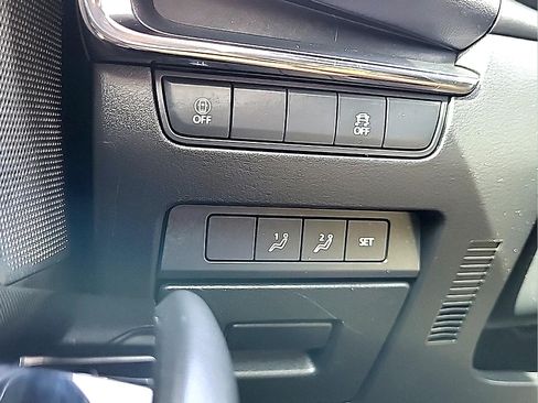 Certified 2023 MAZDA MAZDA3 s AWD/4WD image 21