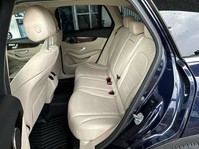 Used 2019 Mercedes-Benz GLC 300 image 20