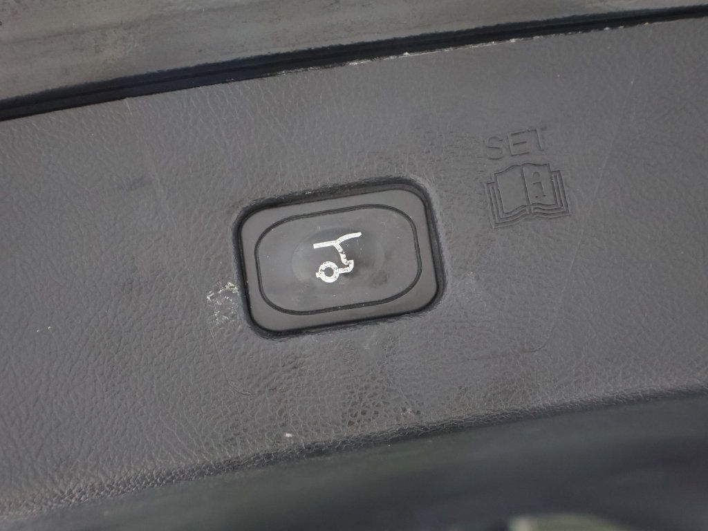 Used 2024 Ford Edge Titanium w/ Equipment Group 301A AWD/4WD image 19