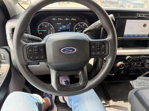 Used 2025 Ford F250 XL w/ FX4 Off-Road Package AWD/4WD image 17