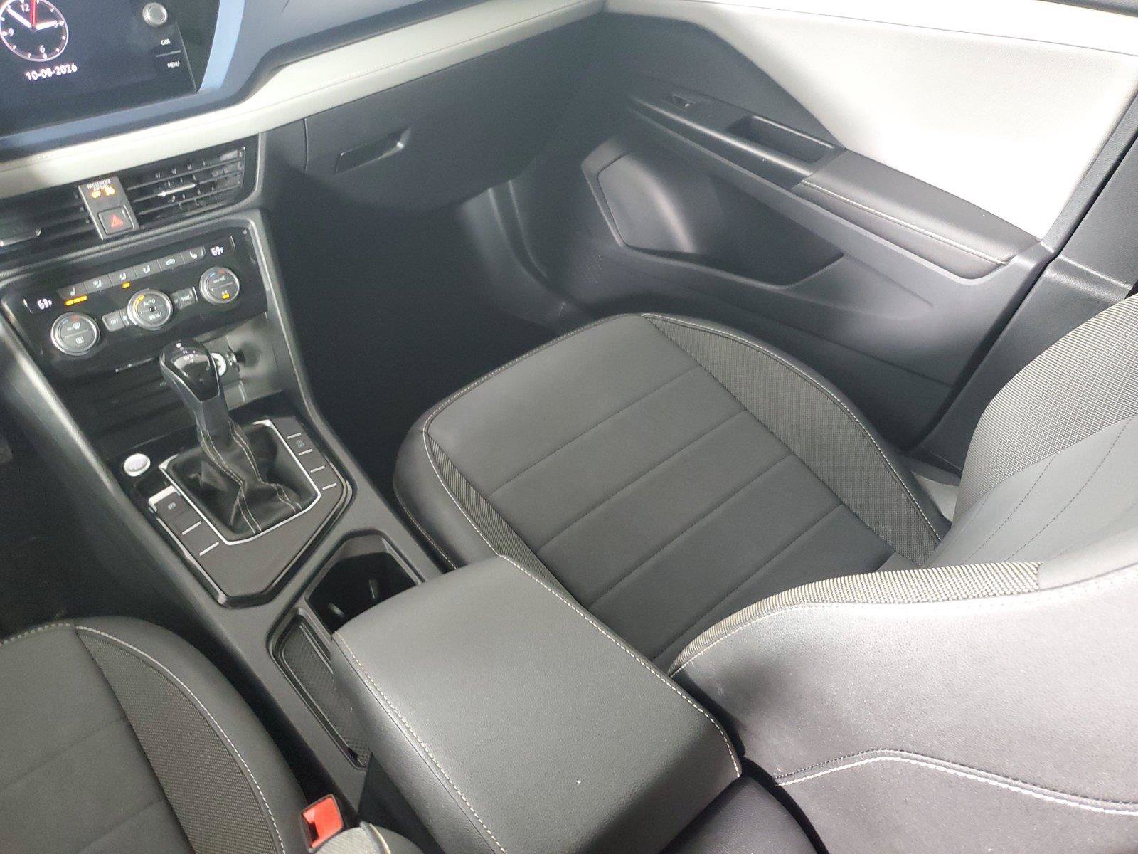 Used 2024 Volkswagen Taos SE FWD image 15