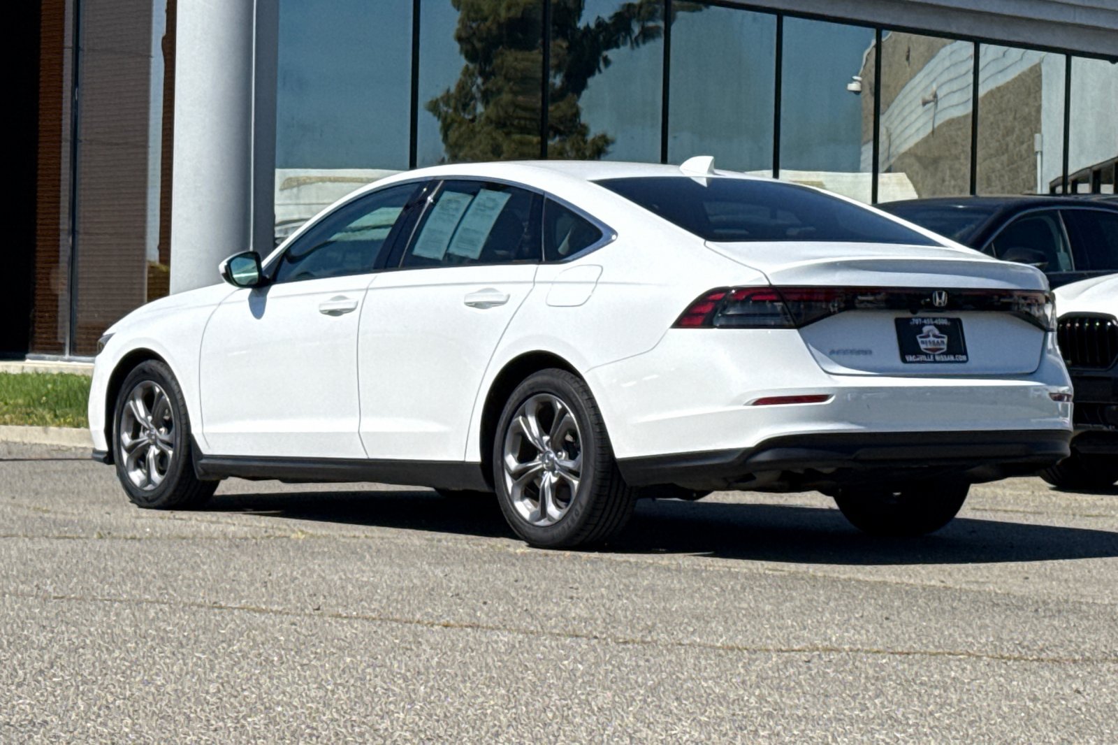 Used 2023 Honda Accord EX image 8