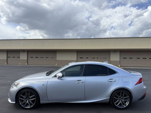 Used 2016 Lexus IS 350 w/ F Sport Package RWD image 4