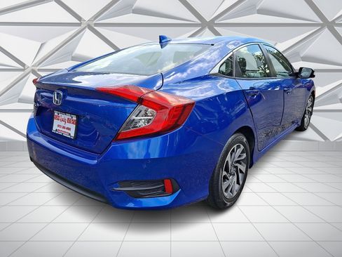 Certified 2018 Honda Civic EX image 10