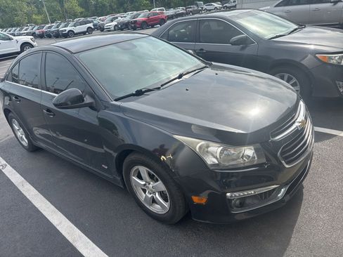 Used 2015 Chevrolet Cruze LT FWD image 7