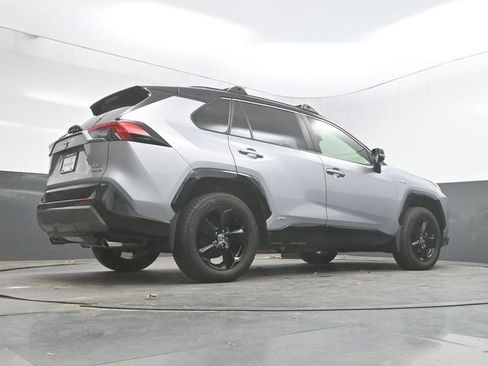 Used 2021 Toyota RAV4 XSE image 40