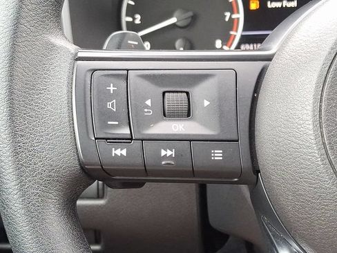 Used 2024 Nissan Rogue SV FWD image 20