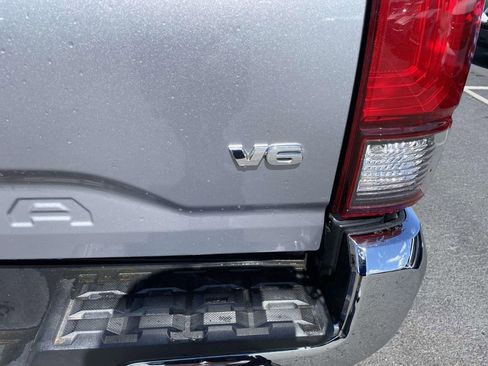 Used 2019 Toyota Tacoma SR5 image 19