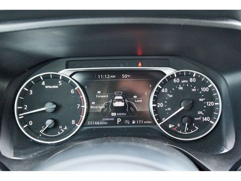 Used 2024 Nissan Rogue SV w/ SV Premium Package image 10