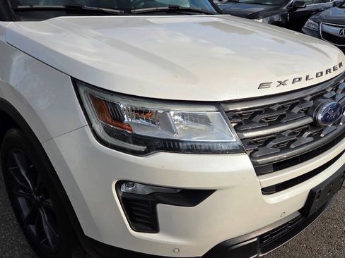 Used 2019 Ford Explorer XLT w/ Equipment Group 202A AWD/4WD image 19