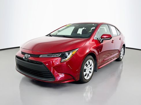 Used 2025 Toyota Corolla LE FWD image 10