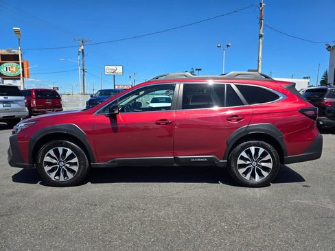 Used 2023 Subaru Outback Limited AWD/4WD image 9