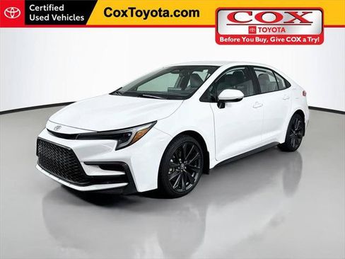 Certified 2024 Toyota Corolla SE FWD image 1