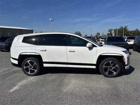 New 2026 Hyundai Ioniq 9 Limited image 8