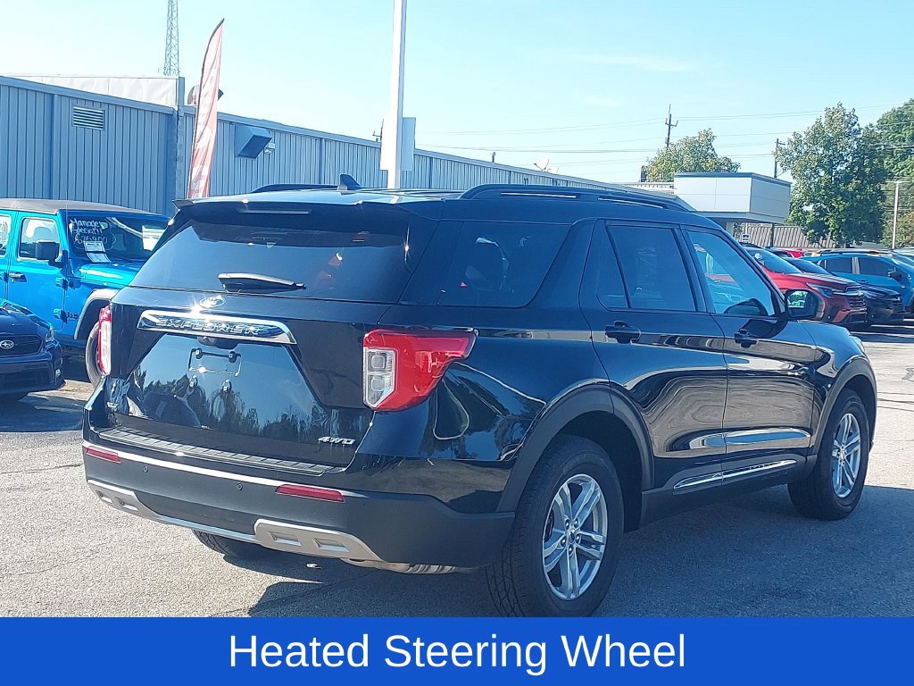 Used 2024 Ford Explorer XLT w/ Equipment Group 202A AWD/4WD image 7