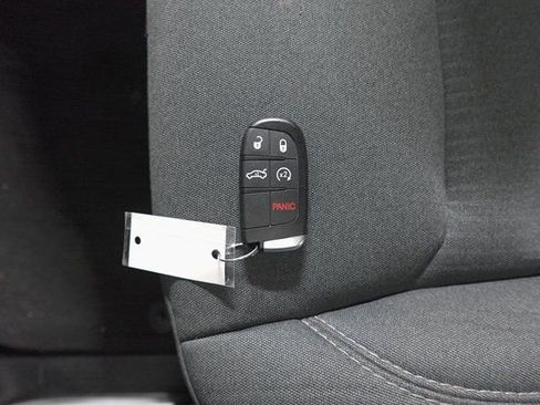 Used 2024 RAM 1500 Big Horn image 31