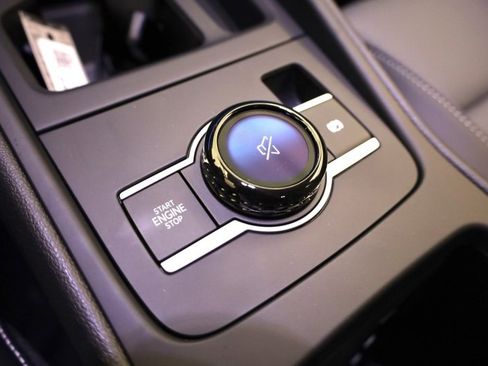 New 2026 Volkswagen Tiguan SE image 21