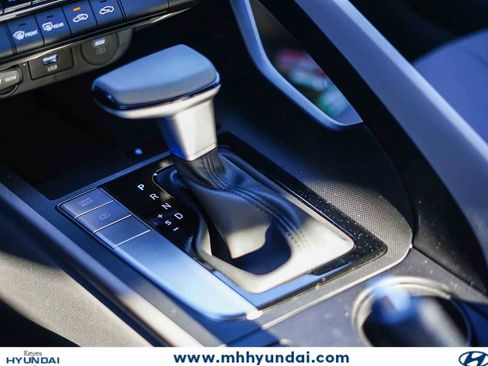 New 2026 Hyundai Elantra Sport FWD image 25