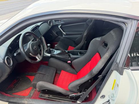 Used 2016 Scion FR-S RWD image 11