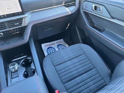 Used 2025 Ford Explorer ST-Line image 13