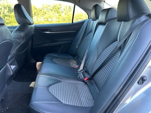 Used 2020 Toyota Camry SE image 13