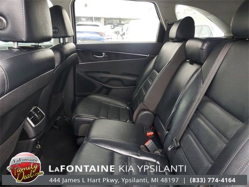Used 2020 Kia Sorento EX image 24