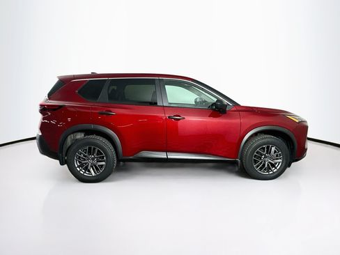 Used 2023 Nissan Rogue S AWD/4WD image 10