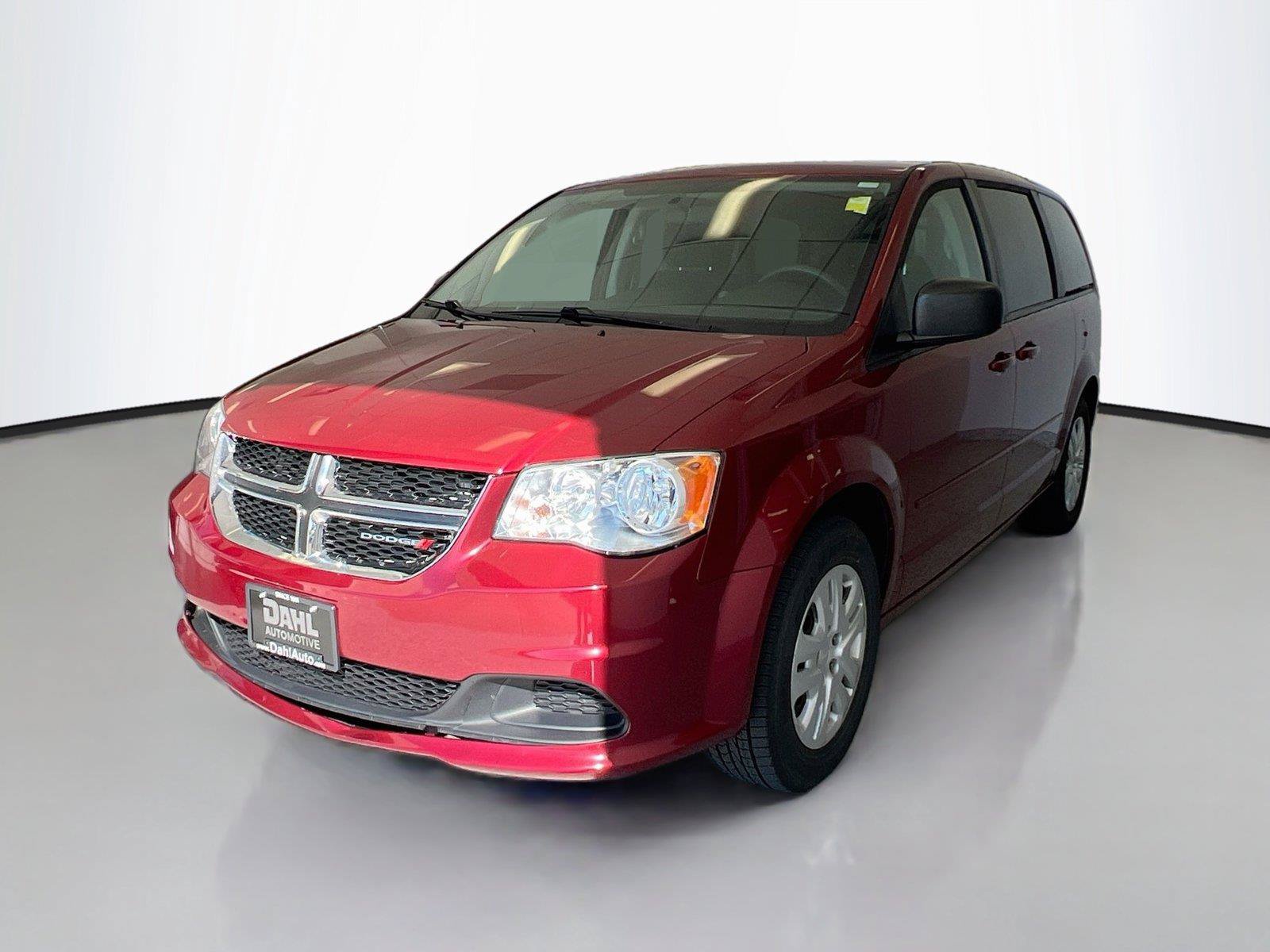 Used 2015 Dodge Grand Caravan SE w/ Quick Order Package 29E SE FWD image 4