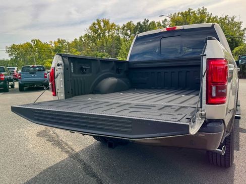 Used 2017 Ford F150 Lariat AWD/4WD image 20