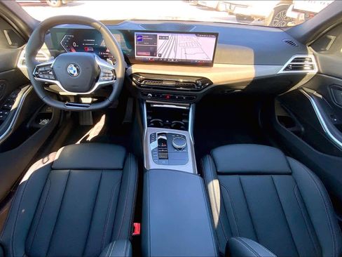 Certified 2025 BMW 330i Sedan image 15