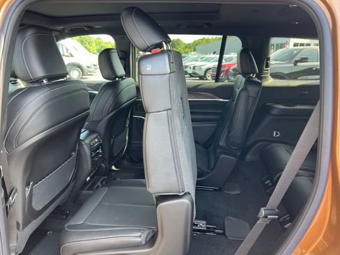 New 2026 Jeep Grand Cherokee L Limited AWD/4WD image 6