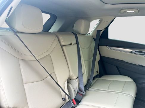 Used 2025 Cadillac XT5 Premium Luxury FWD image 28