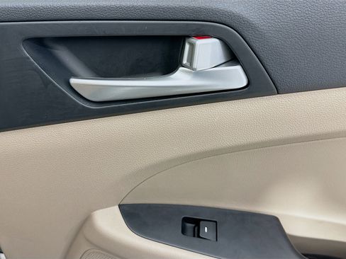 Used 2020 Hyundai Tucson Sport w/ Cargo Package image 30